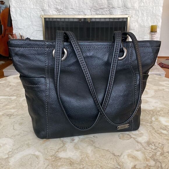 The Sak Black Leather Tote Bag - Picture 3 of 14